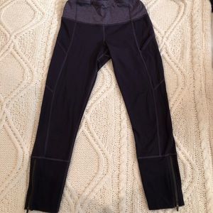 Running 7/8 crop SIZE 6